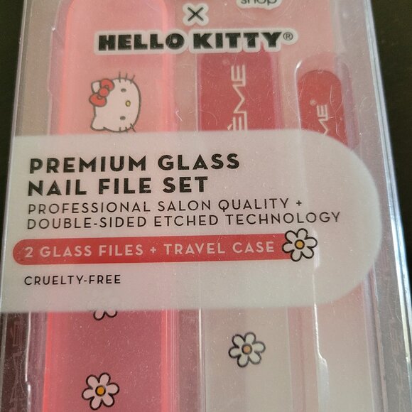 The Creme Shop x Hello Kitty Premium Glass Nail Files & Perfection Nail File SET - Picture 5 of 6